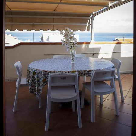 Attico Sul Mare In Centro Capo d'Orlando