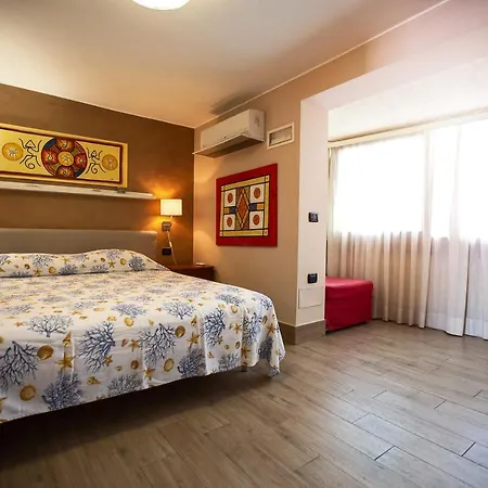Holiday home Attico Sul Mare In Centro Capo d'Orlando